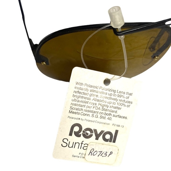 Polaroid Royal Vintage Sunglasses Black Aviator Polarizing UV Glare NEW - Picture 2 of 8